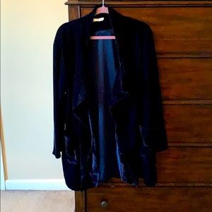 Velour wrap in navy